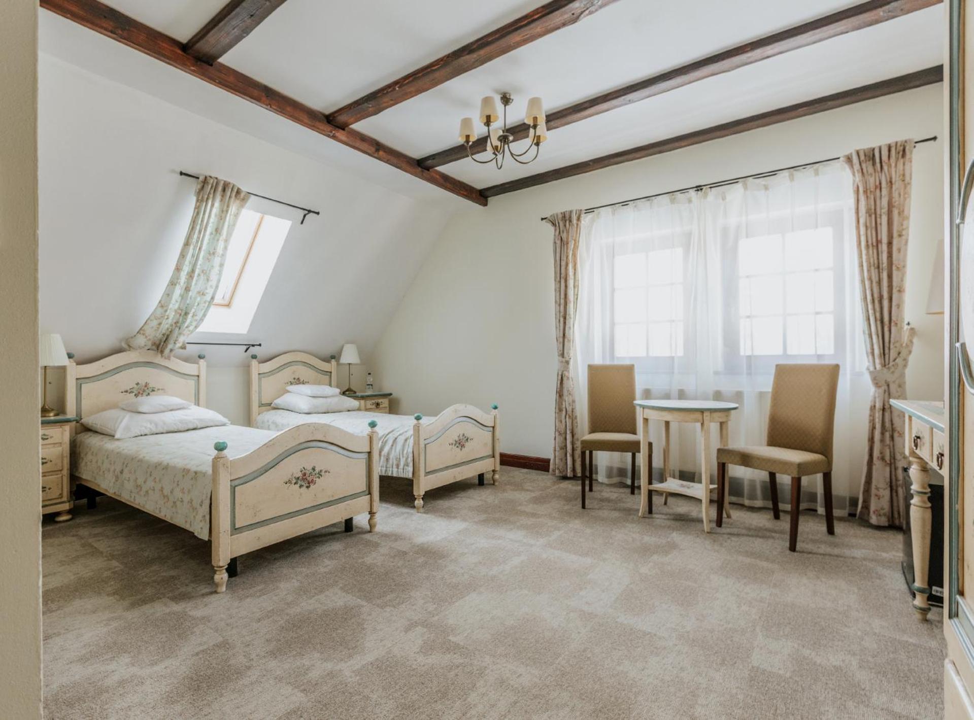 Palac Wojanow Bagian luar foto